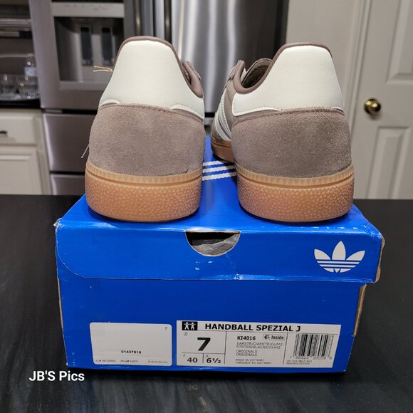 ADIDAS SPEZIAL ORIGINALS SNEAKERS EARTH STRATA/WHITE BIG KIDS/WOMENS FREE SHIP - Picture 8 of 16
